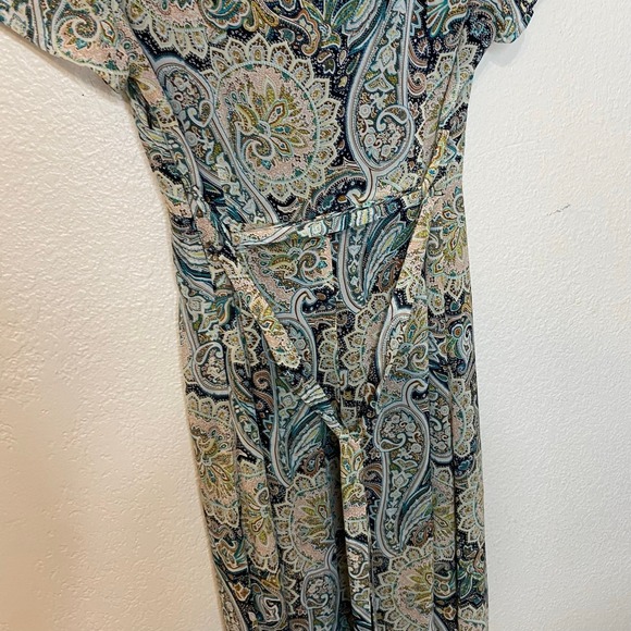 WYLDR Paisley Printed V Neck Maxi Dress W/ Front Split Size Small - Picture 7 of 10